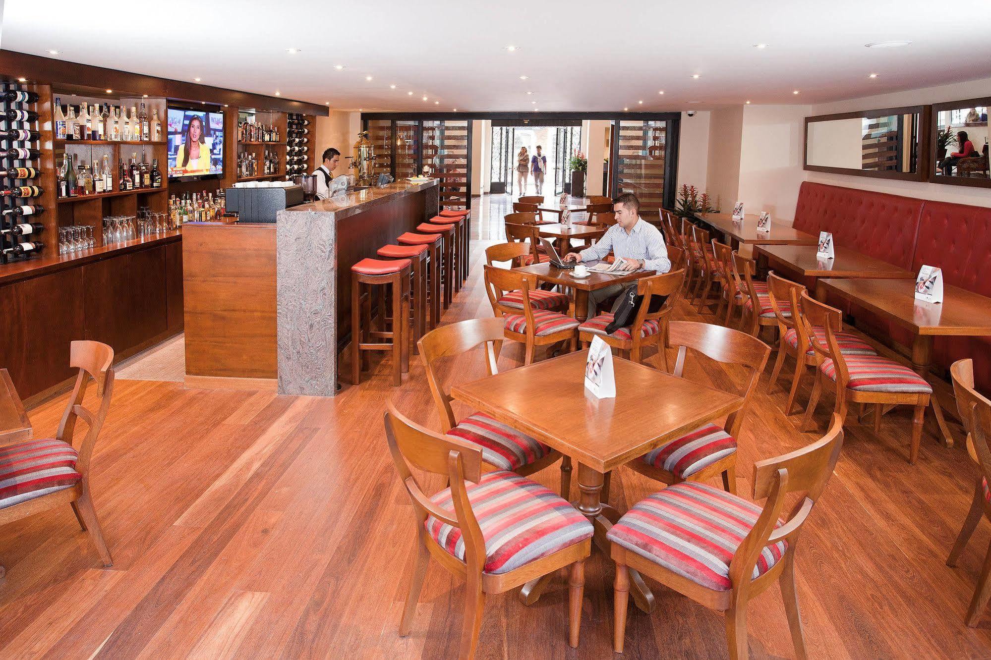 Hotel Estelar Suites Jones Μπογκοτά Εξωτερικό φωτογραφία