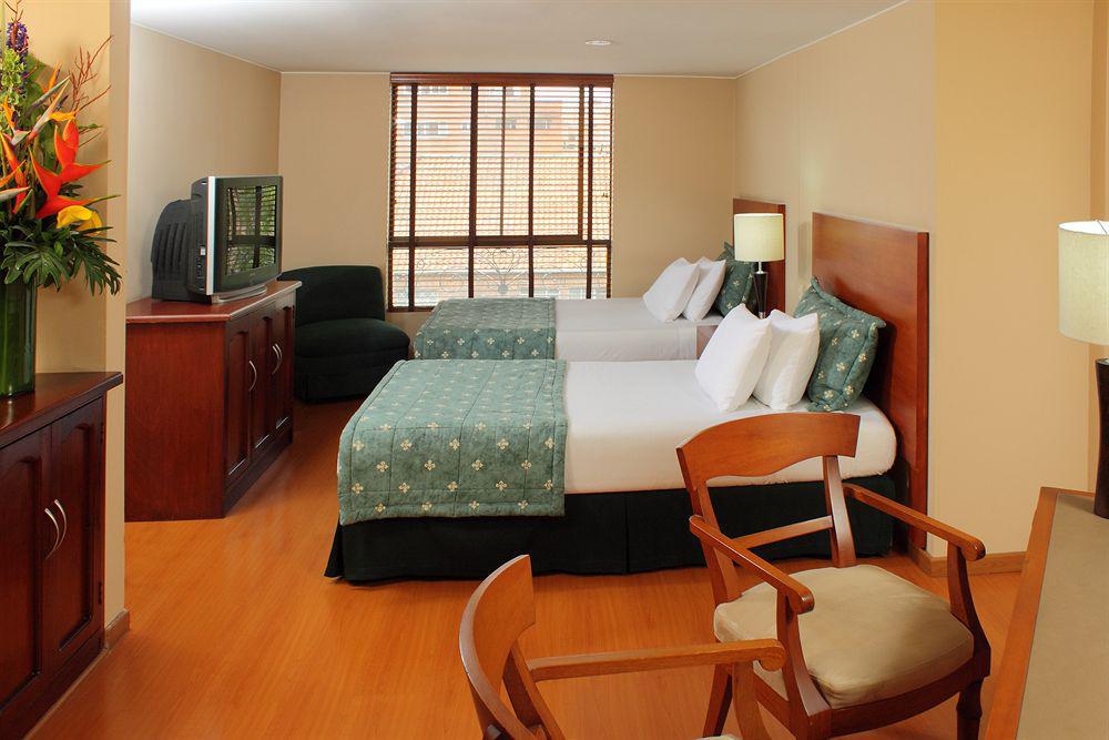 Hotel Estelar Suites Jones Μπογκοτά Δωμάτιο φωτογραφία